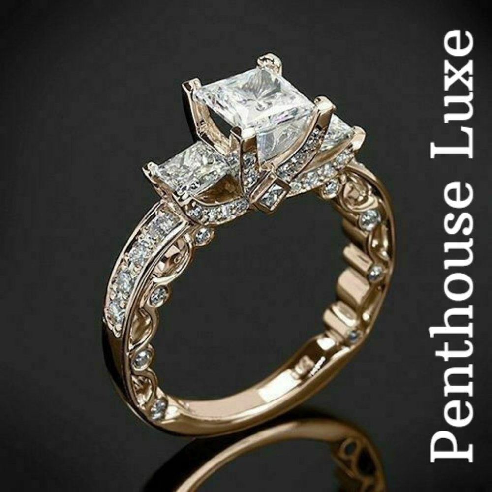 14k Gold Diamond Wedding Ring - Picture 1 of 2